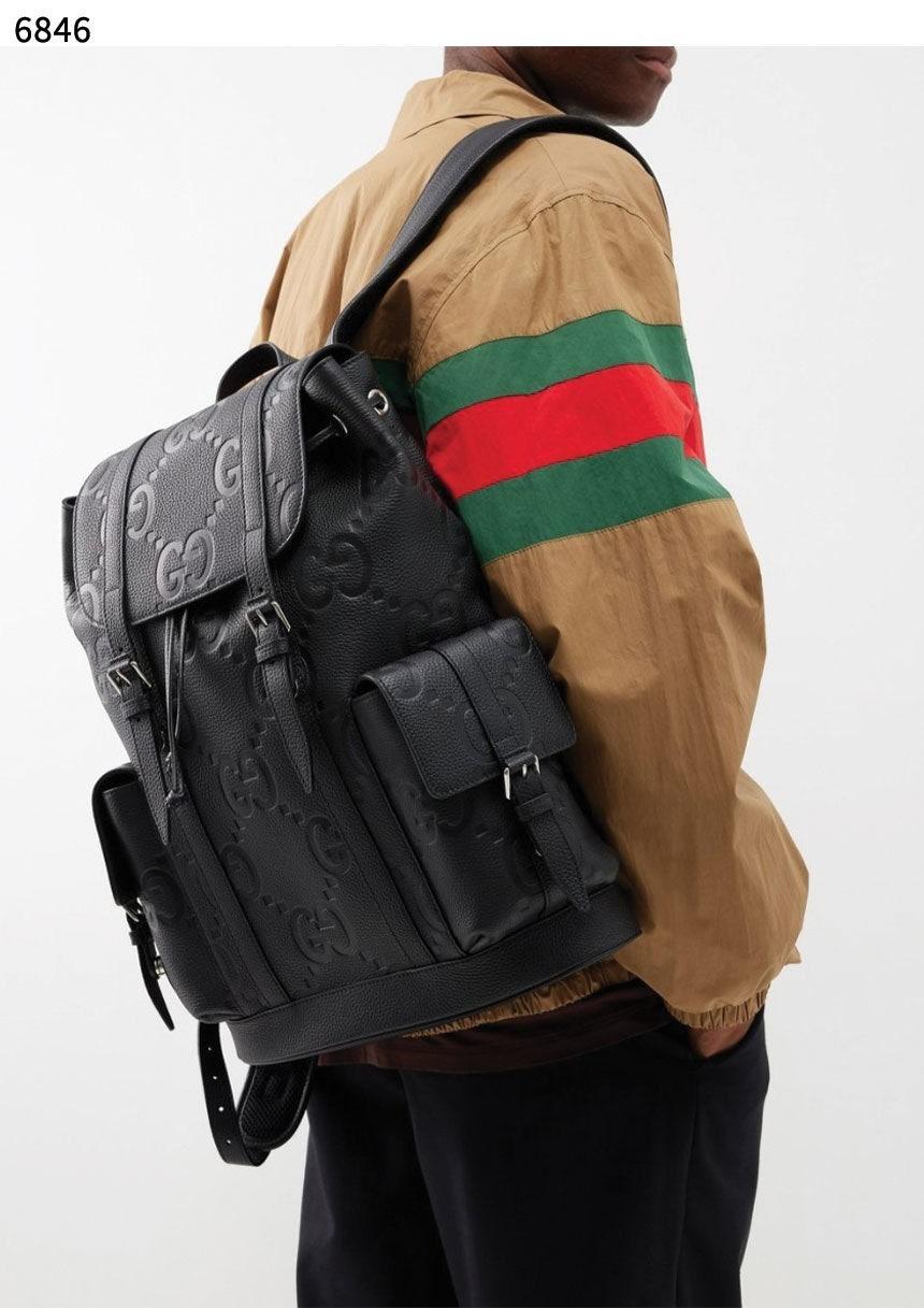 구찌 GG-debossed leather backpack (국내배송)