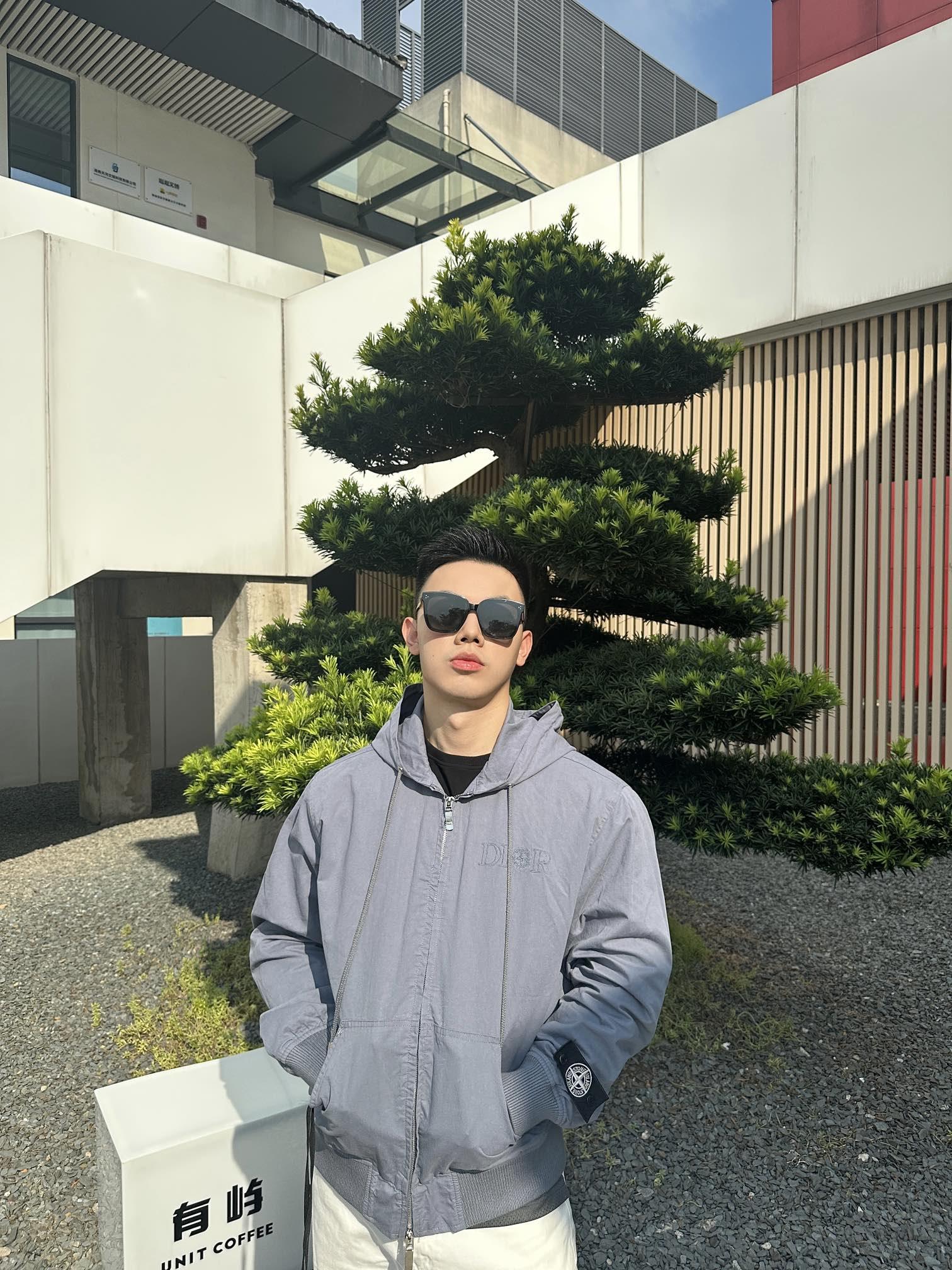 디올 x 스톤아일랜드 콜라보 후드 재킷 (해외배송)