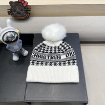 디올 캐주얼 방울 모자 (해외배송)