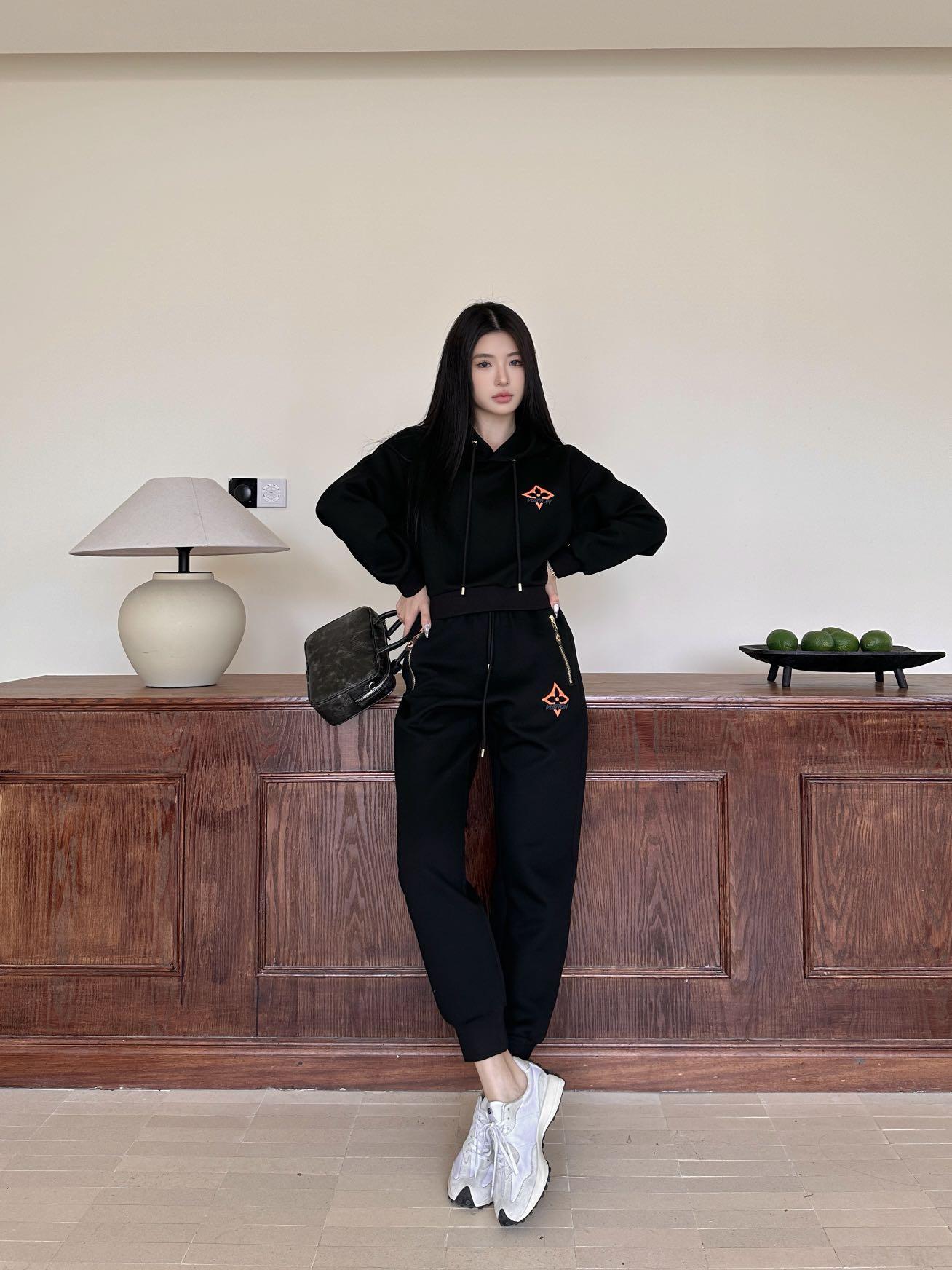 루이비통 스웨트셔츠 세트 (해외배송)