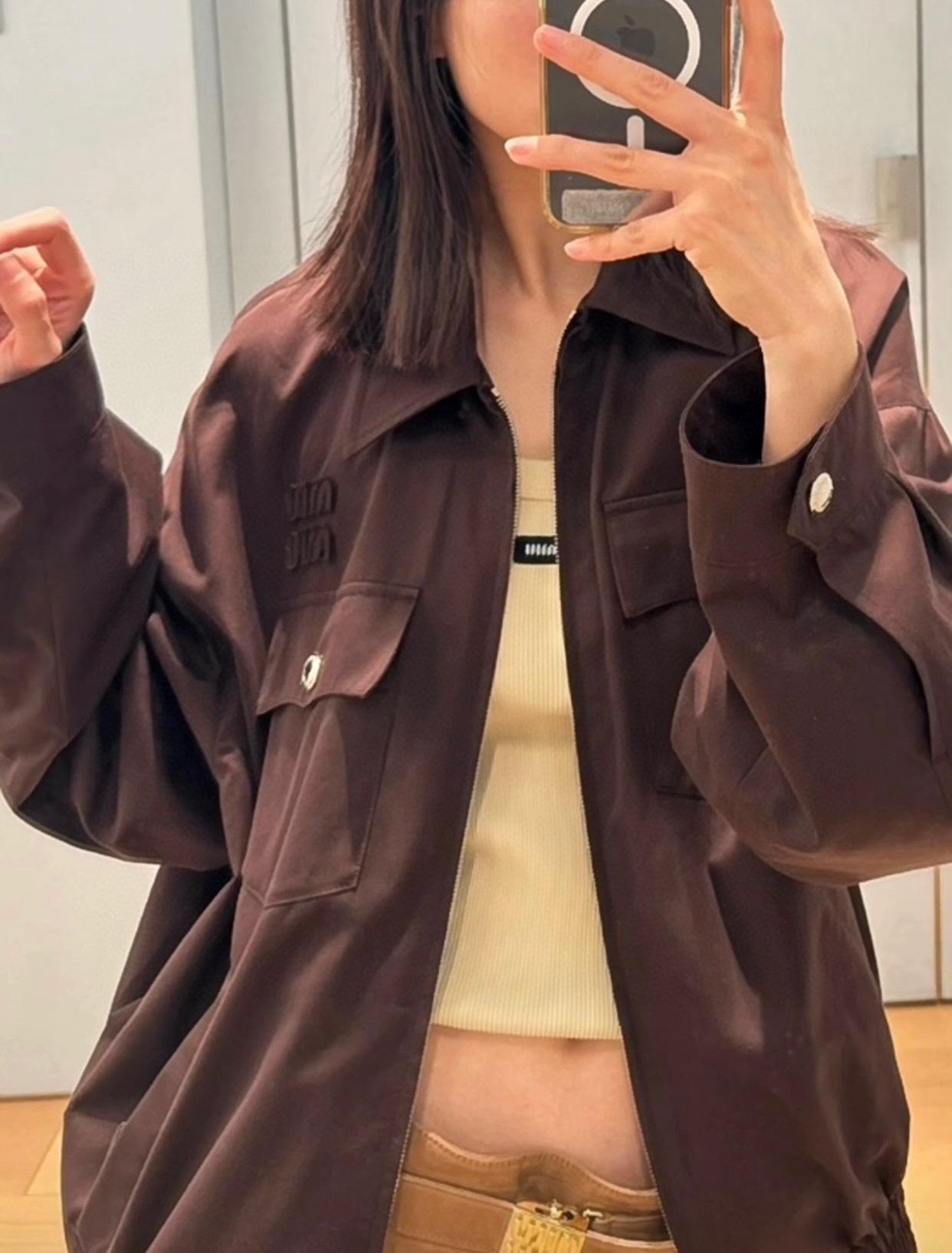 미우미우 실루엣 재킷 (해외배송)
