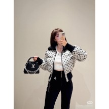 루이비통 올드 플라워 로고 다운 재킷 (해외배송)