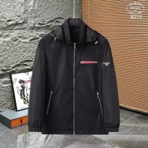 프라다 삼각로고 나일론 바람막이 (국내배송)