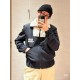루이비통 24FW 니티드 칼라 엠브로이더드 테크니컬 블루종 자켓 (국내배송)