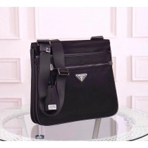 프라다 메신저 가방 (국내배송)