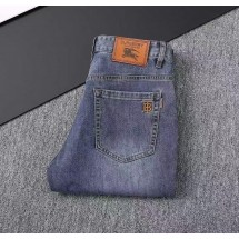 버버리 뉴BT 자수로고 스판데님진 (국내배송)