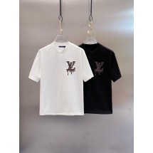 루이비통 반팔 라운드넥 티셔츠 2컬러 (해외배송)