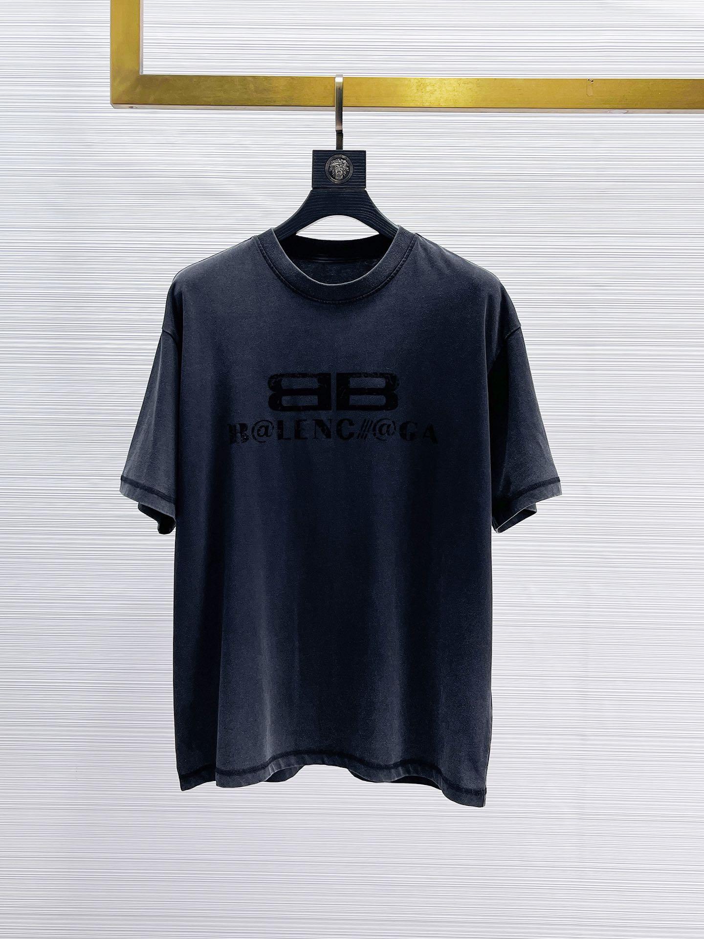 발렌시아가 반팔 라운드넥 티셔츠 (해외배송)