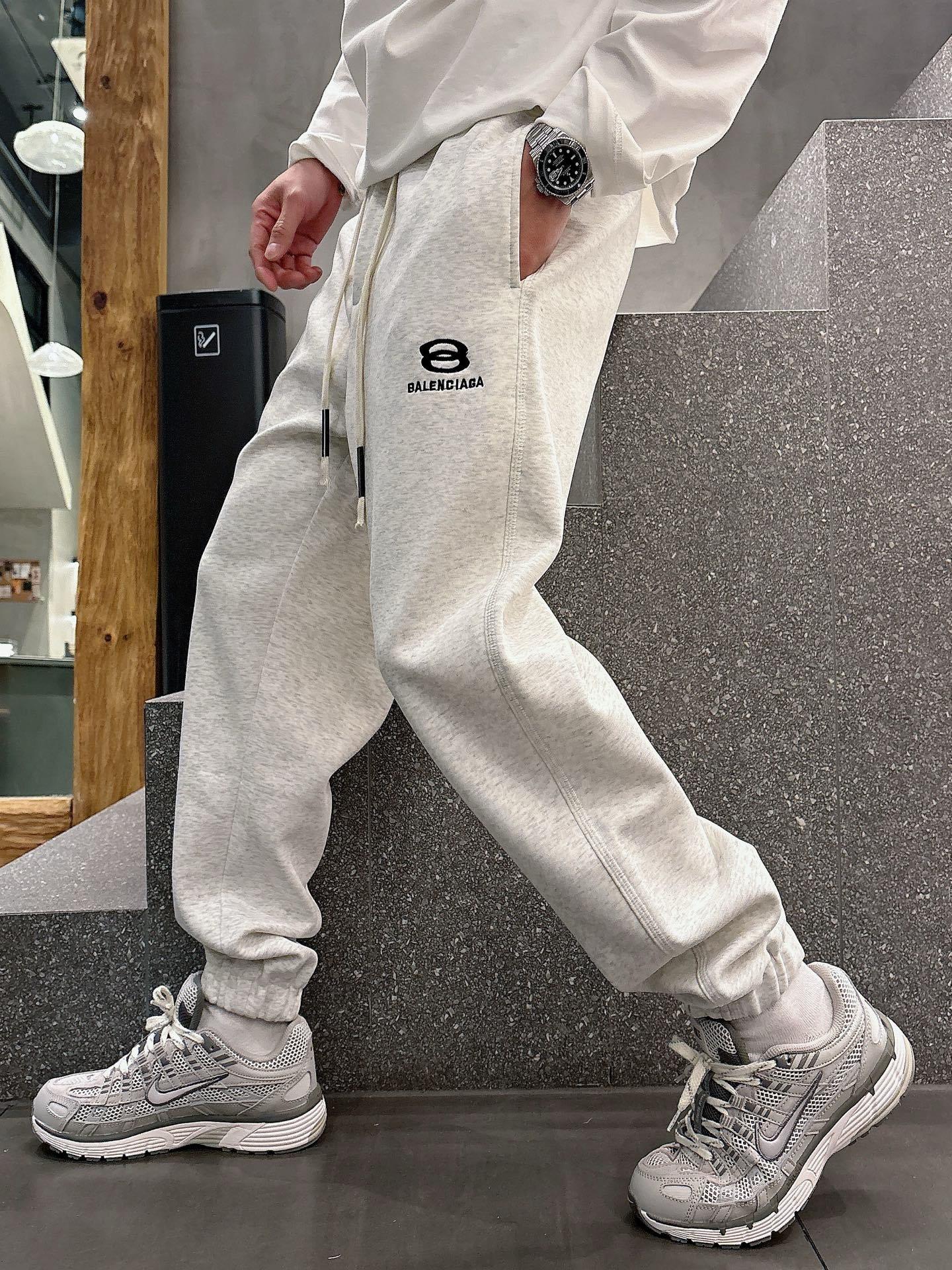 발렌시아가 캐주얼 팬츠 (해외배송)