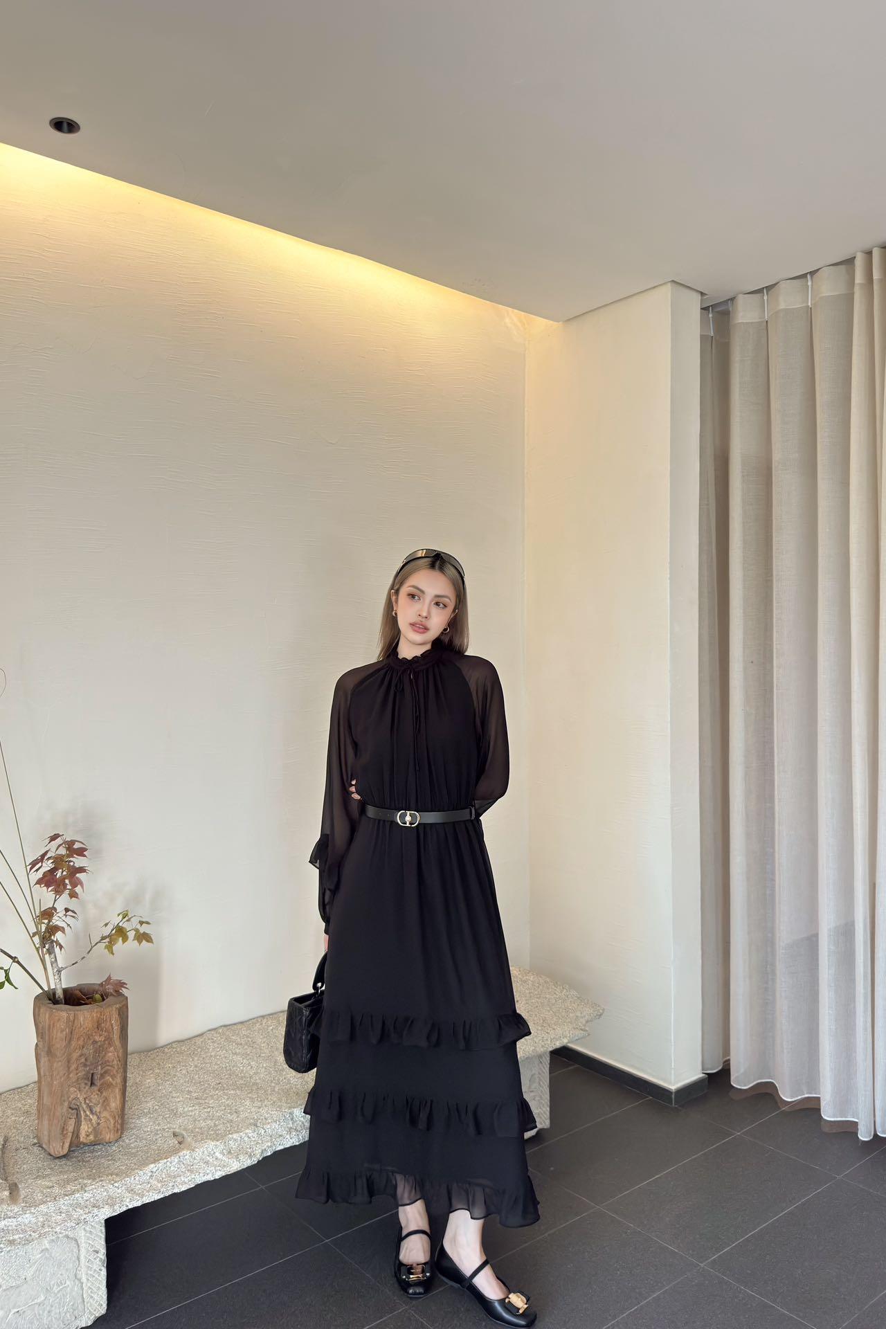 디올 벨트 드레스 2컬러 (해외배송)