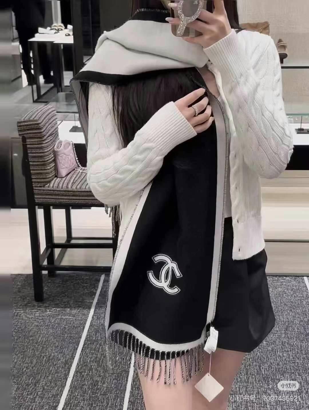 샤넬 24B 양털 100% 더블 C 스카프 (정품급 해외배송)