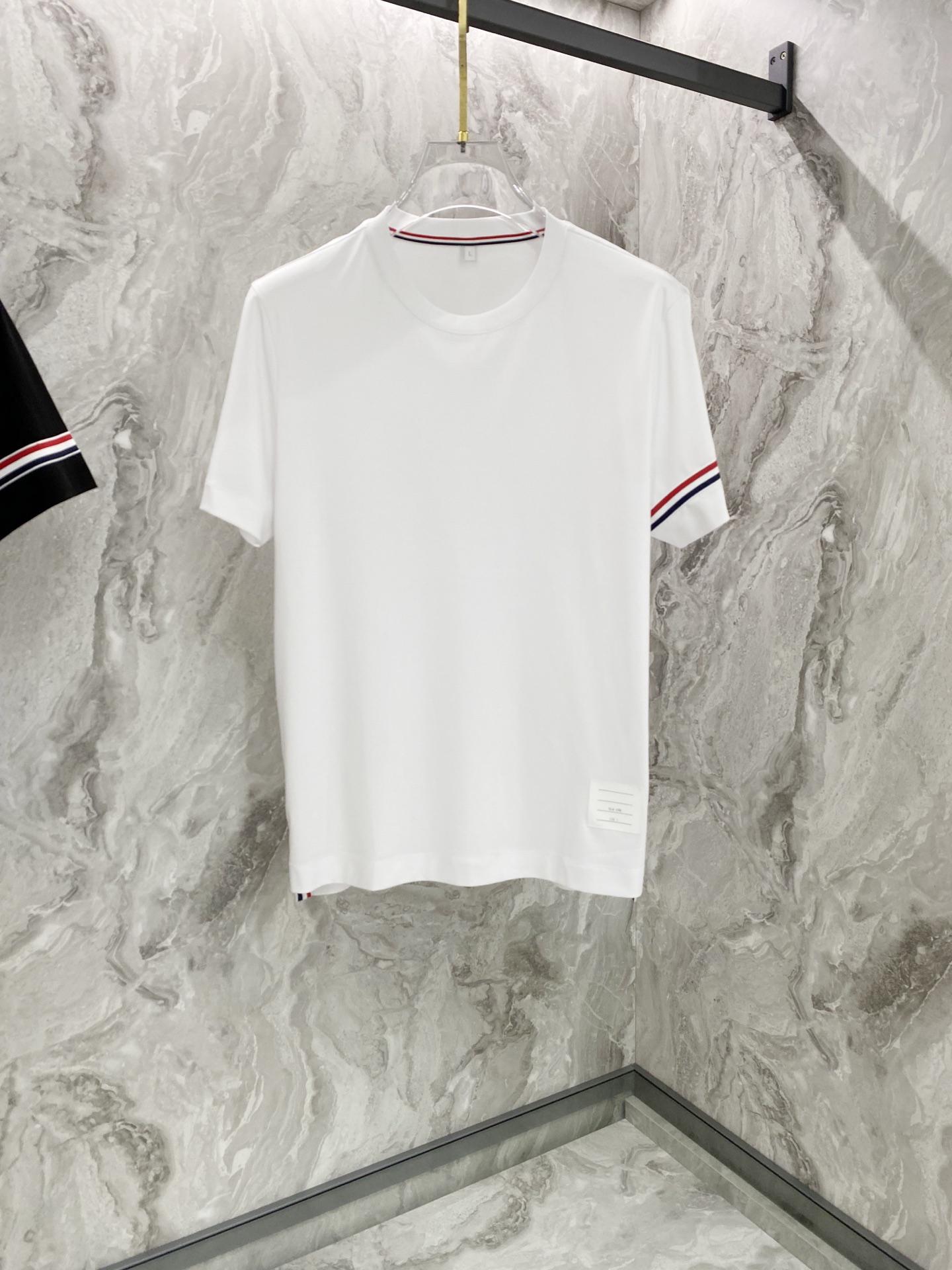 톰브라운 클래식 라운드넥 반팔 (해외배송)