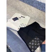 루이비통 반팔 티셔츠 2컬러 (해외배송)