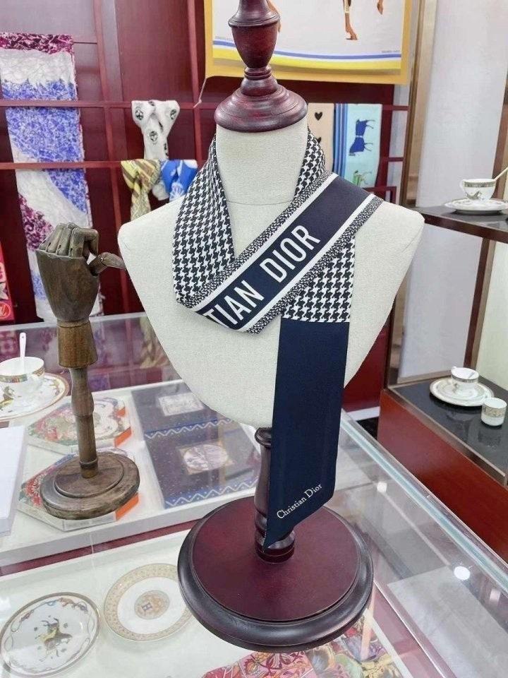 디올 방도 스카프 (국내배송)
