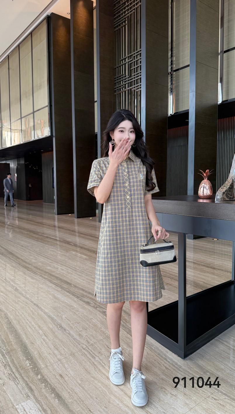 버버리 플레이드 싱글 브레스트 레이스업 롱 스커트 (해외배송)
