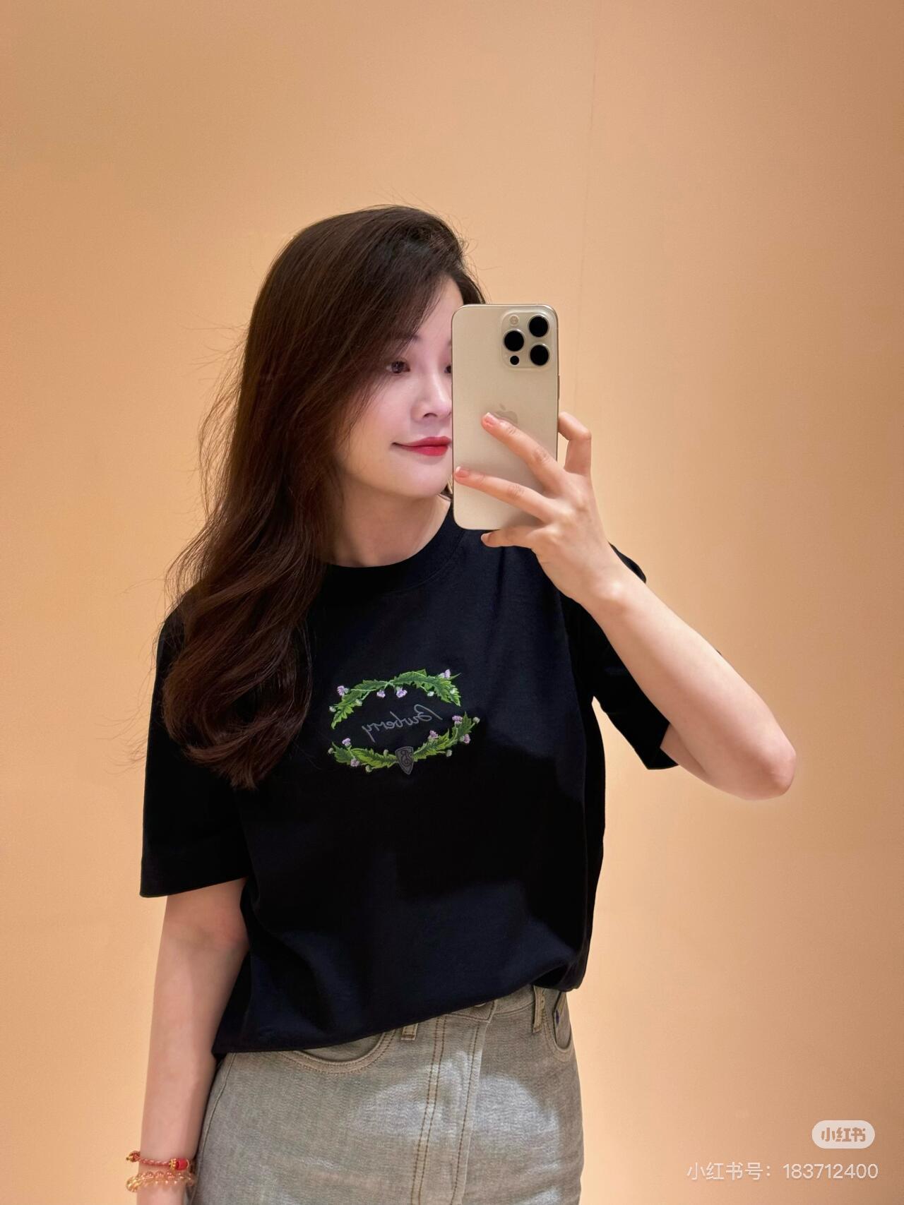 버버리 티슬 로고 반팔 티셔츠 2컬러 (해외배송)