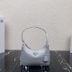 프라다 나일론 호보 핸드백 (해외배송)