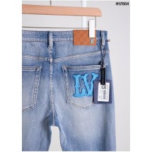 루이비통 LV 자수 로고 패치 슬림핏 데님 팬츠 (국내배송)