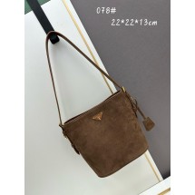 프라다 버킷 백 (해외배송)