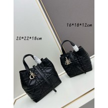 디올 Toujours 핸드백 (해외배송)