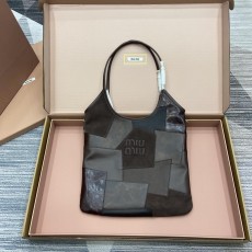 미우미우 가죽 패치워크 백 (해외배송)