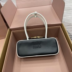 미우미우 보 핸드백 (해외배송)