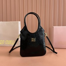 미우미우 IVY 미니 숄더백 (해외배송)