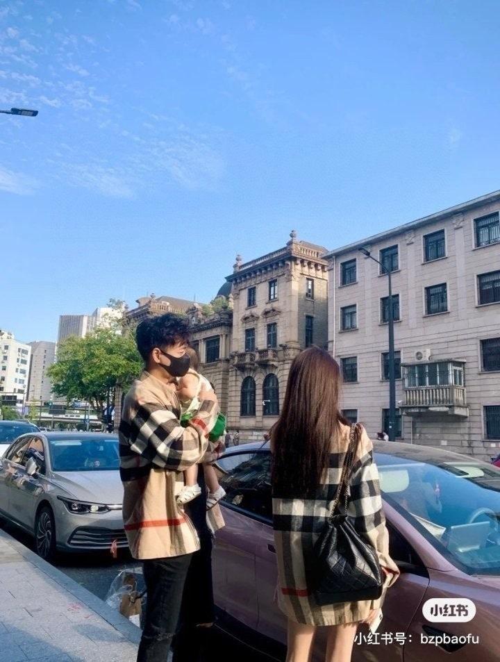버버리 BBR 체크 울 자켓 (국내배송)