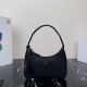 프라다 나일론 숄더 백 (해외배송)