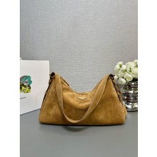 프라다 에메 스웨이드 숄더백 (해외배송)