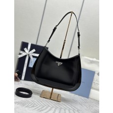 프라다 클레오 숄더백 (해외배송)