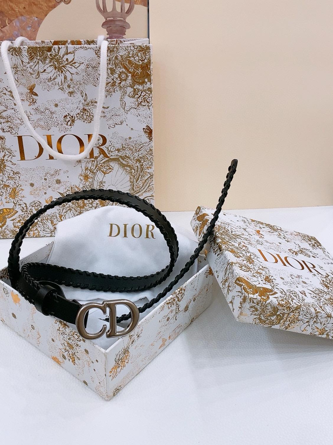 디올 몽테뉴 스타 CD 벨트 (해외배송)