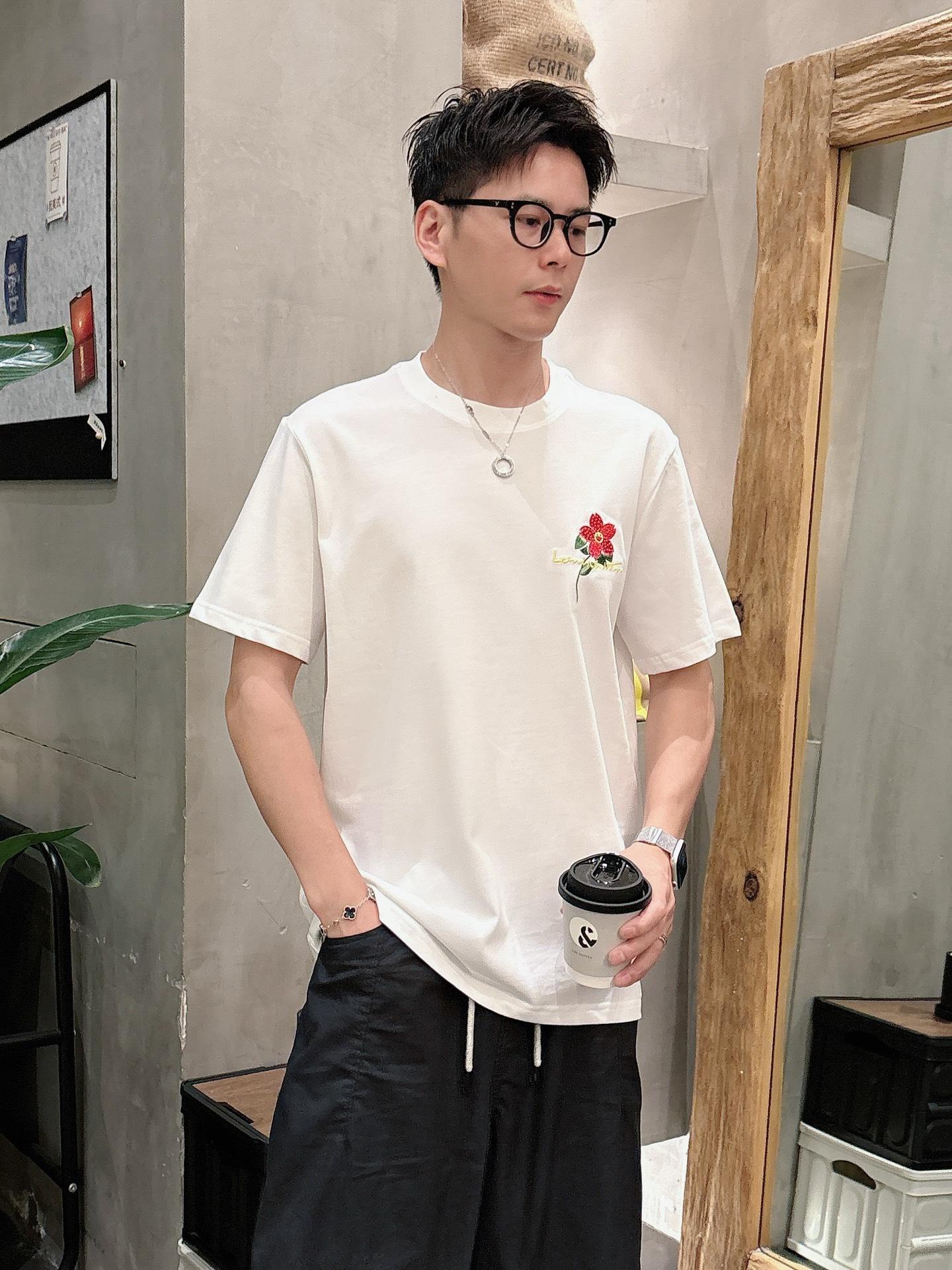 루이비통 라운드넥 반팔 (해외배송)