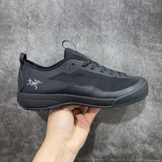 아크테릭스 하이킹 캐주얼화 (해외배송)