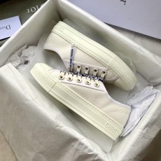 디올 캔버스 스니커즈 (정품급 해외배송)