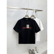 발렌시아가 라운드넥 반팔 (해외배송)