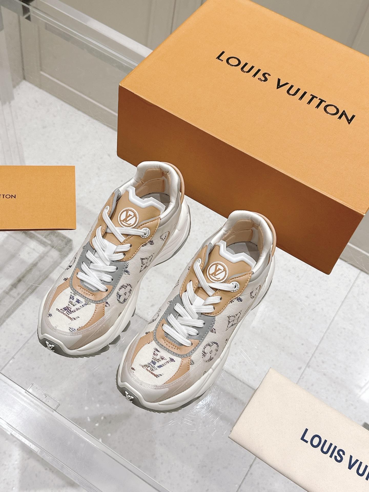 루이비통 RUN 55 스니커즈 (해외배송)