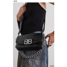 발렌시아가 여성 BB SOFT 스몰 플랩 백  (국내배송)