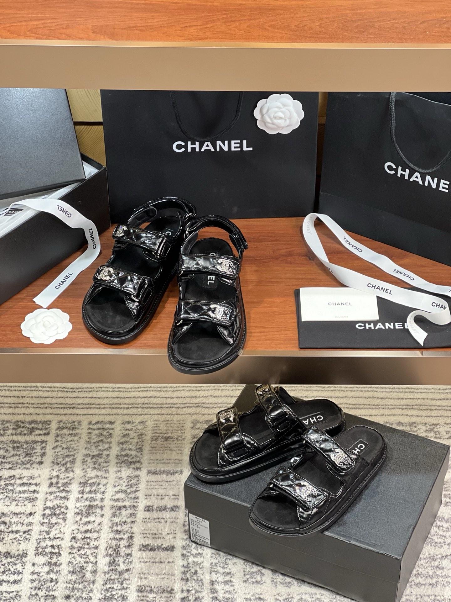 샤넬 벨크로 샌들 슬리퍼 (해외배송)
