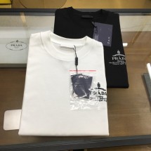 프라다 라운드넥 반팔 2컬러 (해외배송)