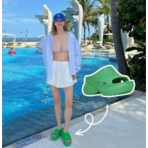발렌시아가 여자 샌드풀 Crocs 러버 (국내배송)