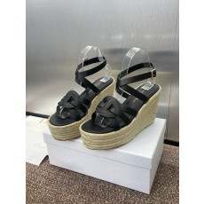 디올 D-클럽 젤리 샌들 (해외배송)