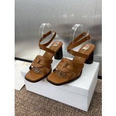 디올 D-클럽 젤리 샌들 (해외배송)