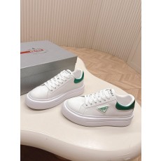 프라다 캐주얼 화이트 슈즈 (해외배송)